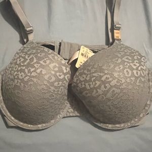 Brand new Victoria secret tshirt bra